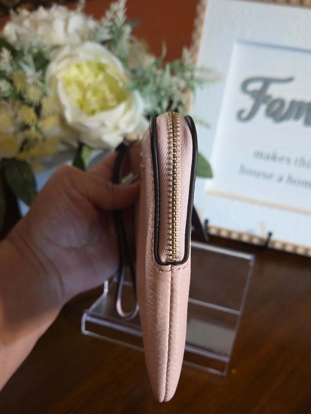 Kate Spade New York Leila Medium L-Zip Wristlet NWT - Picture 8 of 12